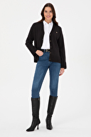 SİYAH SİYAH
