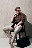 KOYU KAHVERENGİ KOYU KAHVERENGİ