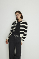 SİYAH SİYAH