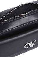 Calvin Klein Kadın Çapraz Çanta LV04F3102GUB1