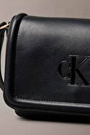 Calvin Klein Kadın Çapraz Çanta LV04F1027GUB1