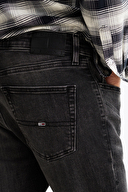 Tommy Jeans Erkek Kot Pantolon DM0DM20546