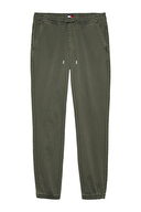 KOYU YEŞİL KOYU YEŞİL