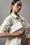 Calvin Klein Jeans Kadın Omuz Çantası LV04K3148GWGY