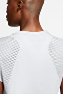 Nike Kadın Tişört 890353-100