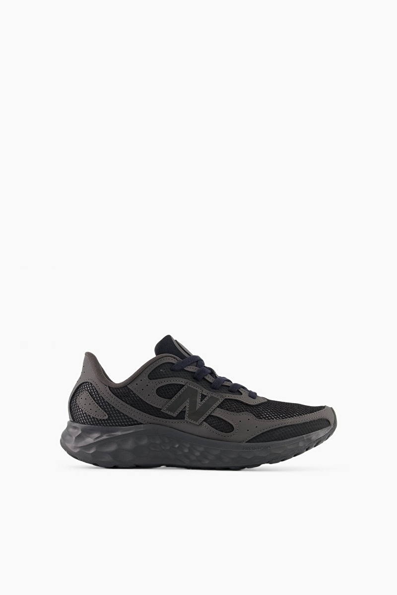 New Balance Erkek Ayakkabı MARISTX4