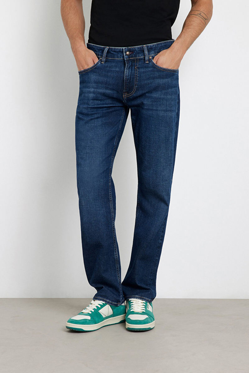 Guess Erkek Slim Fit Kot Pantolon M4YAN2D5DI2