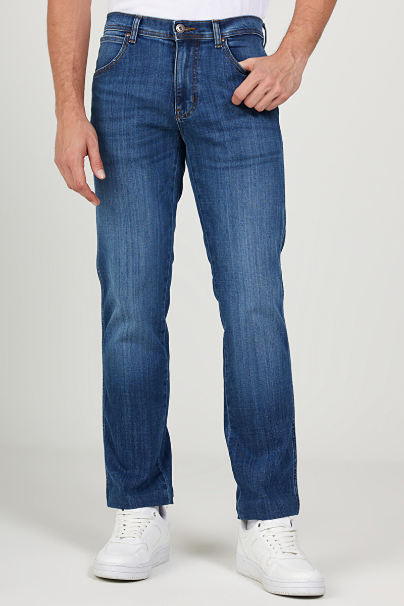 Wrangler Arizona Erkek Kot Pantolon W12O01758