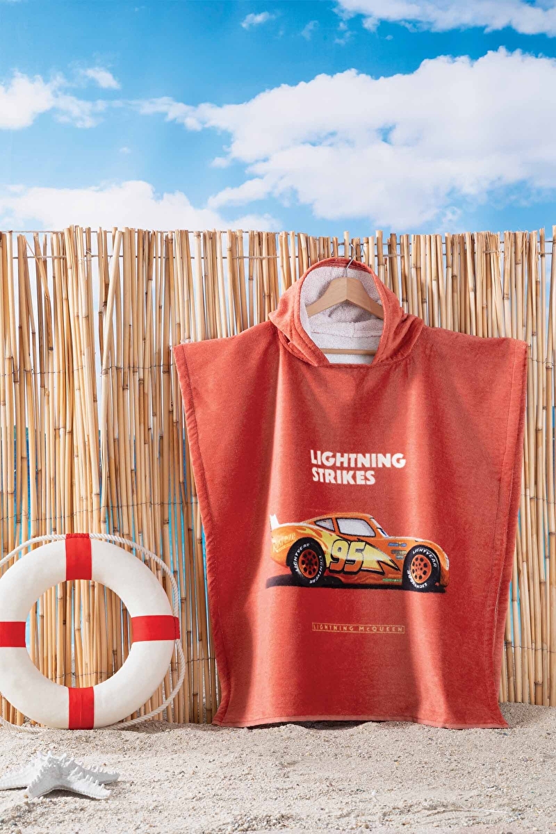 Özdilek Cars Strikes Disney Lisanslı Kadife Çocuk Panço 4/9 Yaş