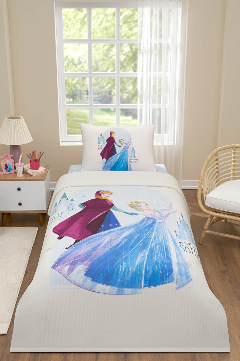 Özdilek Frozen Elsa And Anna Tek Kişilik Disney Lisanslı Lastikli Çarşaf Çocuk Pike Takımı