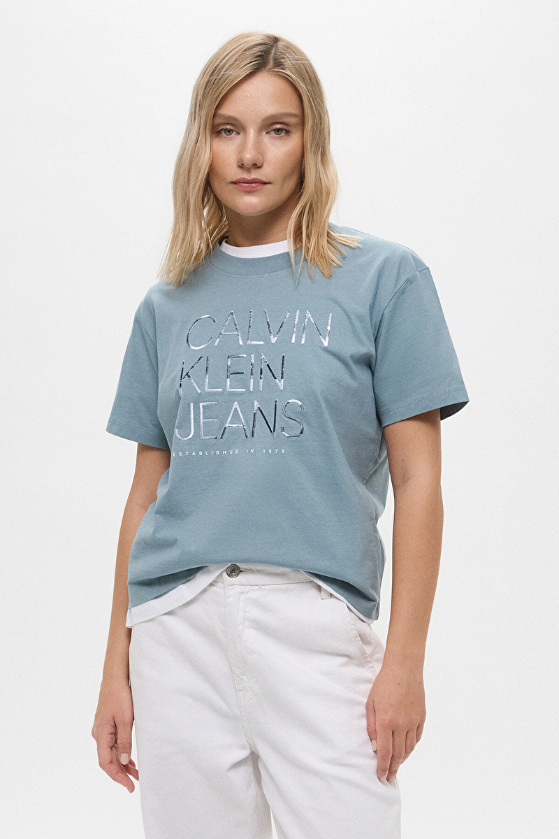 Calvin Klein Jeans Kadın Tişört J20J224987