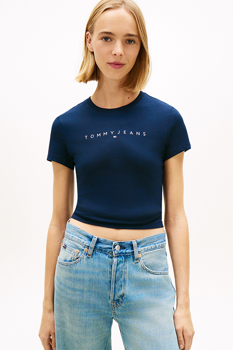 Tommy Jeans Kadın Tişört DW0DW18398