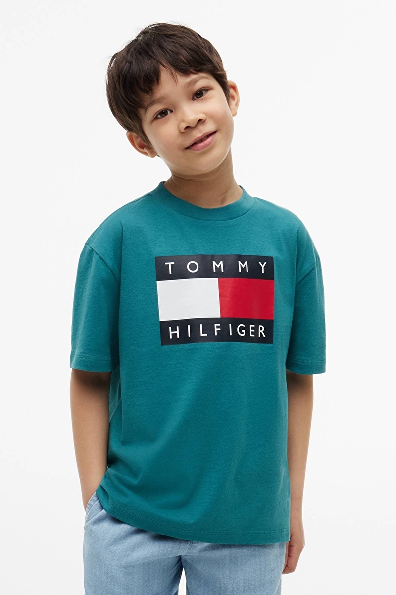Tommy Hilfiger Erkek Çocuk Tişört KB0KB10340