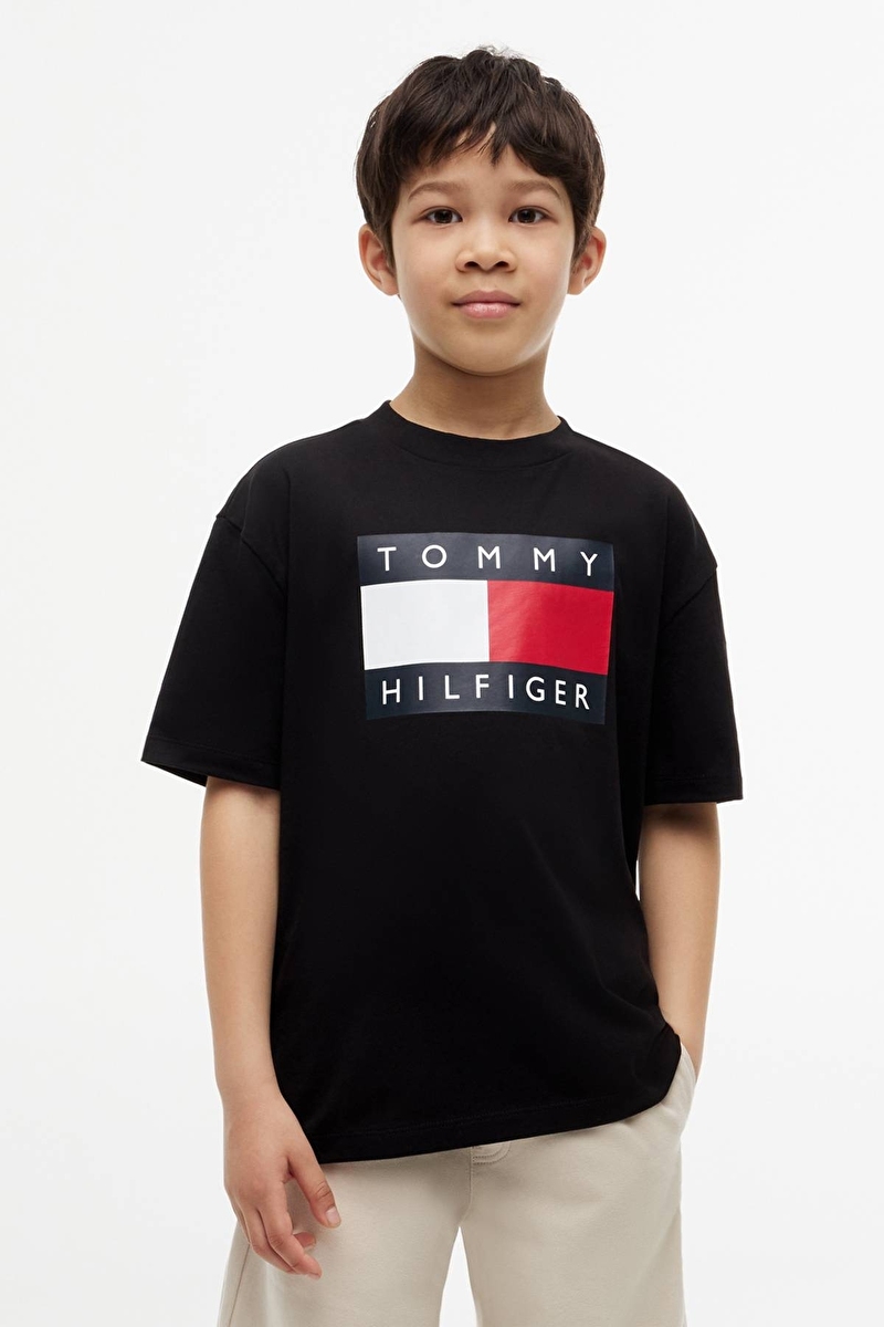 Tommy Hilfiger Erkek Çocuk Tişört KB0KB10340