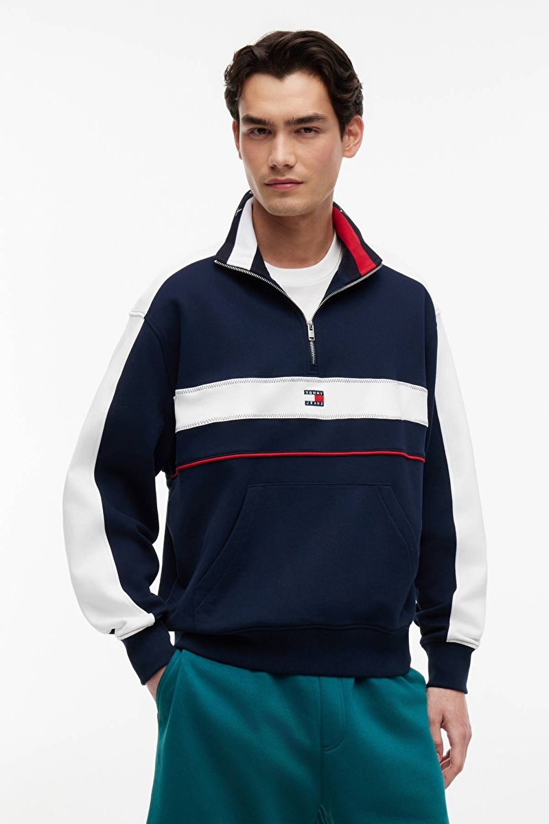 Tommy Hilfiger Jeans Erkek Sweatshirt DM0DM23244