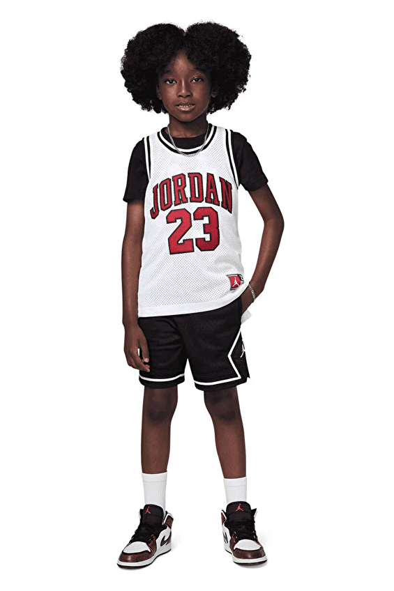 Nike Erkek Çocuk Şort 95D313 Siyah Nike Erkek Çocuk Şort 95D313 Siyah