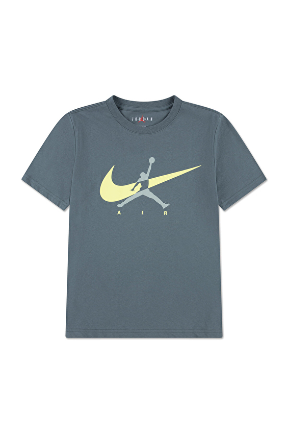 Nike Erkek Çocuk Tişört 95F481 Nike Erkek Çocuk Tişört 95F481