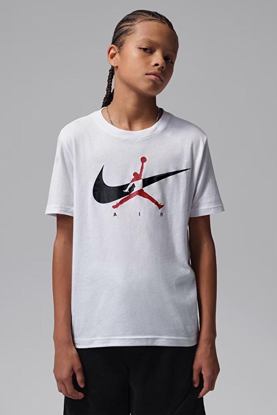 Nike Erkek Çocuk Tişört 95F481 Nike Erkek Çocuk Tişört 95F481