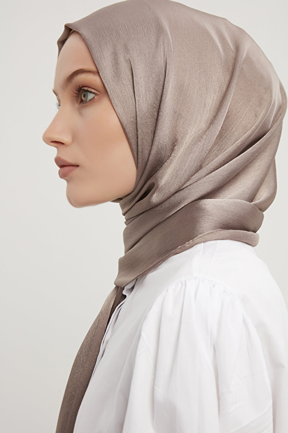 Saless Kadın Şal JANJANLI Vizon Saless Kadın Şal JANJANLI Vizon