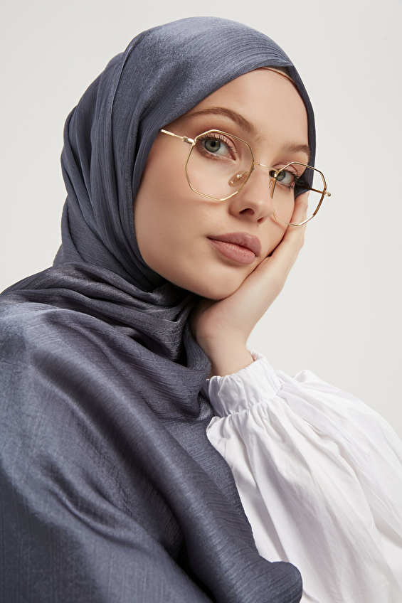 Saless Kadın Şal JANJANLI Gri Saless Kadın Şal JANJANLI Gri