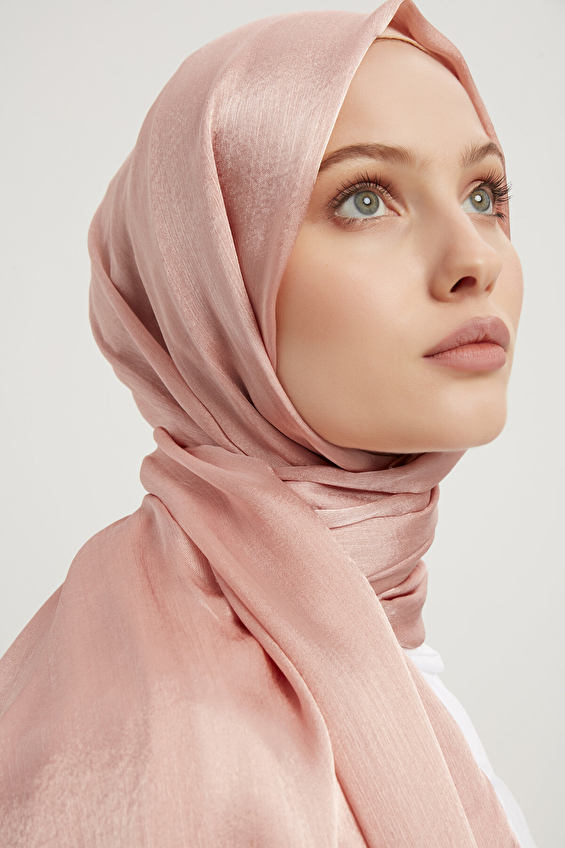 Saless Kadın Şal JANJANLI Pudra Saless Kadın Şal JANJANLI Pudra