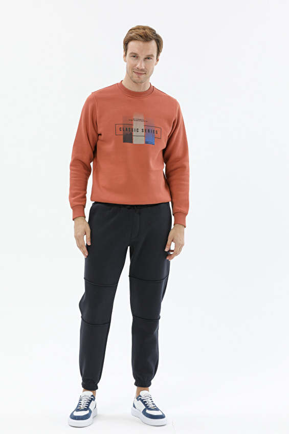 First Company Denim Regular Fit Dar Paça Beli Bağlamalı 3 İplik Şardonlu Erkek Eşofman Altı 2427206002 Lacivert First Company Denim Regular Fit Dar Paça Beli Bağlamalı 3 İplik Şardonlu Erkek Eşofman Altı 2427206002 Lacivert