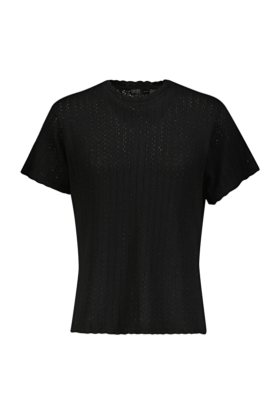 First Company Denim Regular Fit Jakarlı Kumaş Kısa Kol O Yaka Erkek Tişört 2517101202 Siyah First Company Denim Regular Fit Jakarlı Kumaş Kısa Kol O Yaka Erkek Tişört 2517101202 Siyah