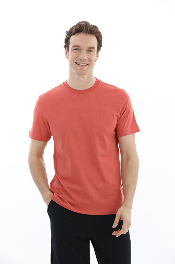 First Company Regular Fit Erkek Tişört 2610101001 Narçiçeği First Company Regular Fit Erkek Tişört 2610101001 Narçiçeği