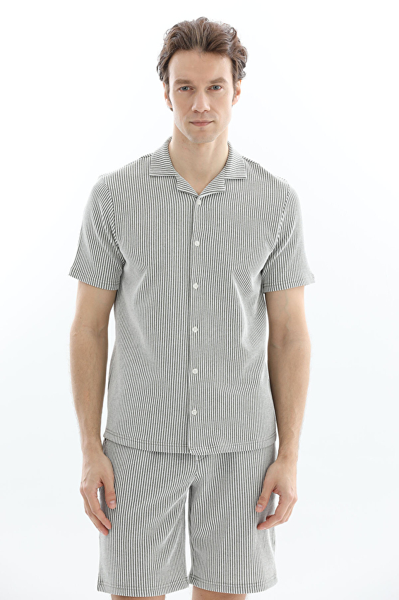 First Company Regular Fit Erkek Gömlek 2610103003 Yeşil First Company Regular Fit Erkek Gömlek 2610103003 Yeşil