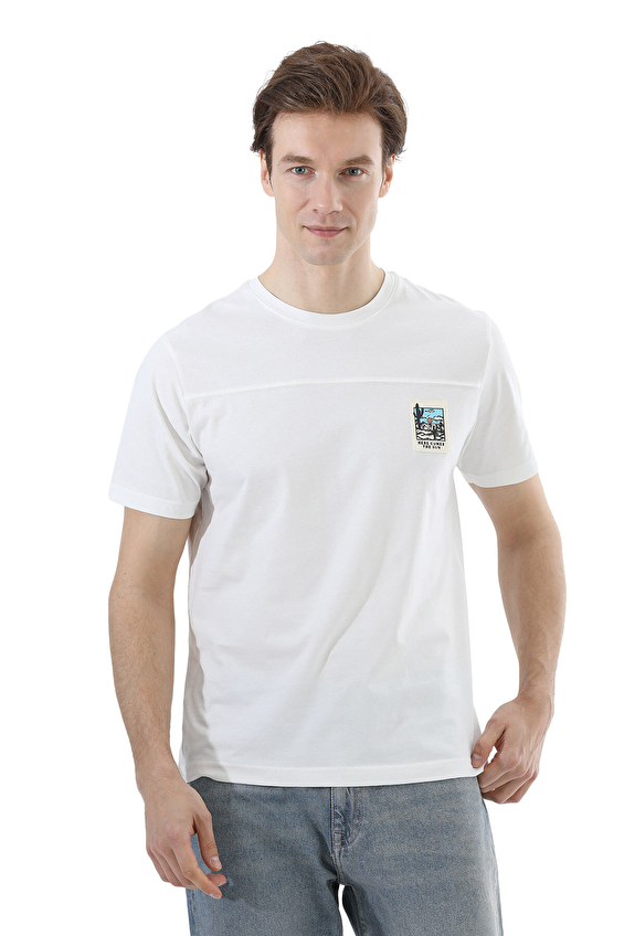 Crew Up Regular Fit Kısa Kol O Yaka Erkek Tişört 2617101050 Ekru Crew Up Regular Fit Kısa Kol O Yaka Erkek Tişört 2617101050 Ekru