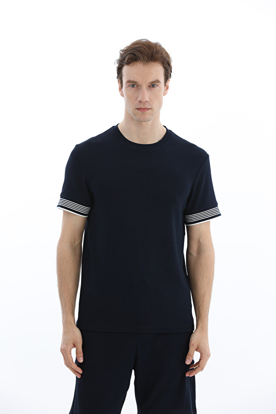 Crew Up Regular Fit Kısa Kol O Yaka Erkek Tişört 2617101055 Lacivert Crew Up Regular Fit Kısa Kol O Yaka Erkek Tişört 2617101055 Lacivert