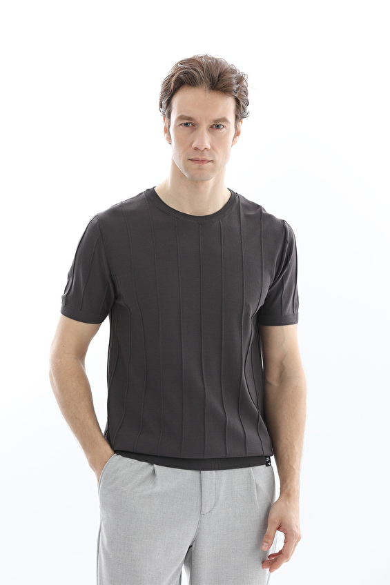 CREW UP Regular Fit Kısa Kol O Yaka Erkek Tişört 2617109001 Antrasit CREW UP Regular Fit Kısa Kol O Yaka Erkek Tişört 2617109001 Antrasit