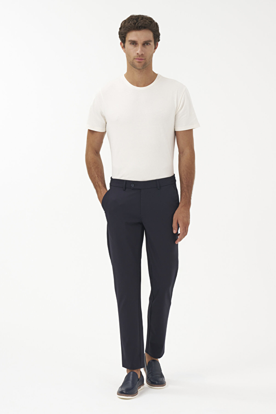 Finesuits Slim Fit Erkek Teknik Spor Pantolon 2512203014 TNKYCS Lacivert Finesuits Slim Fit Erkek Teknik Spor Pantolon 2512203014 TNKYCS Lacivert