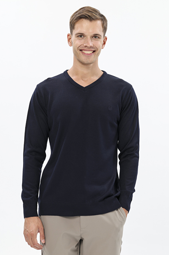Finesuits Regular Fit V Yaka Yün Karışımlı Erkek Düz Yünlü Düz Yünlü Kazak 2522201004 DZVYR Lacivert Finesuits Regular Fit V Yaka Yün Karışımlı Erkek Düz Yünlü Düz Yünlü Kazak 2522201004 DZVYR Lacivert