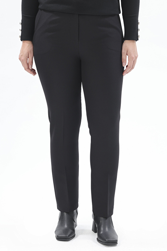 Shefame Kadın Pantolon 2524BK1040012 Siyah Shefame Kadın Pantolon 2524BK1040012 Siyah