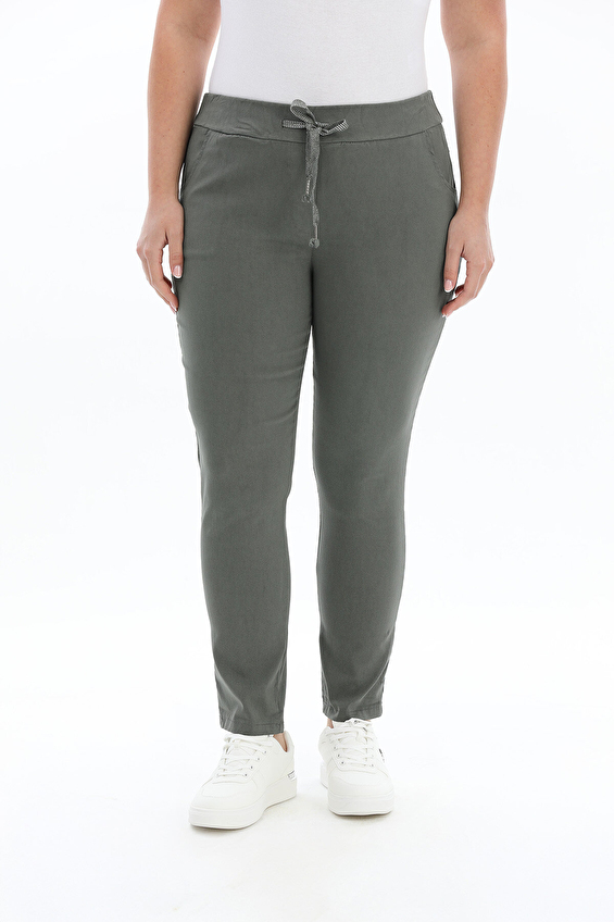 Shefame Düz Paça Lastikli Kadın Pantolon 2614KK104047 Haki Shefame Düz Paça Lastikli Kadın Pantolon 2614KK104047 Haki