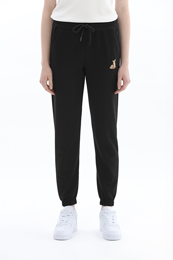 First Company Regular Fit Lastikli Paça Kadın Eşofman Altı 2614KS212107 Siyah First Company Regular Fit Lastikli Paça Kadın Eşofman Altı 2614KS212107 Siyah