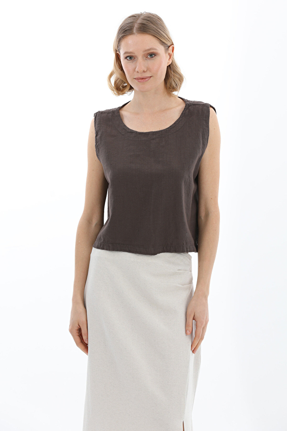 Crew Up Yuvarlak Yaka Regular Fit Kolsuz Kadın Bluz 2614KS110603 Kahverengi Crew Up Yuvarlak Yaka Regular Fit Kolsuz Kadın Bluz 2614KS110603 Kahverengi