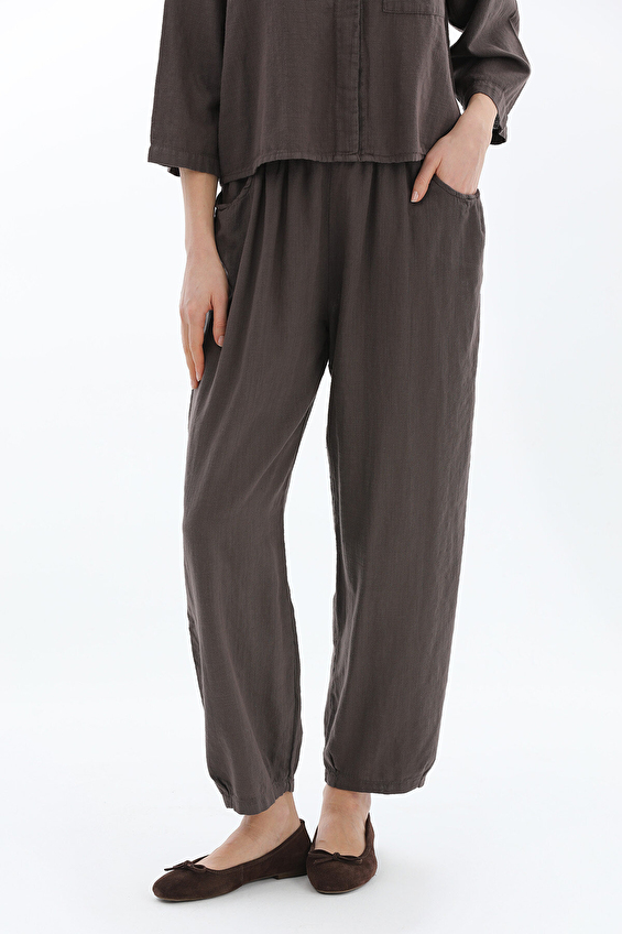 First Company Regular Fit Geniş Paça Kadın Pantolon 2614KS104614 Kahverengi First Company Regular Fit Geniş Paça Kadın Pantolon 2614KS104614 Kahverengi