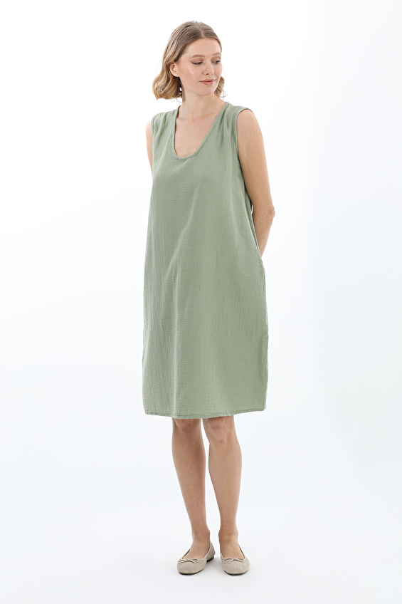 First Company Regular Fit V Yaka Kolsuz Kadın Elbise 2614KS105651 Açık yeşil First Company Regular Fit V Yaka Kolsuz Kadın Elbise 2614KS105651 Açık yeşil