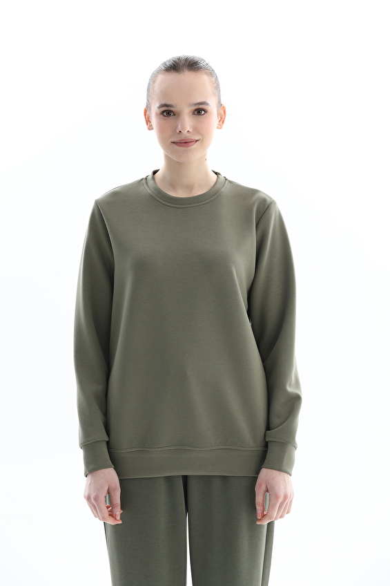 Crew Up Regular Fit Uzun Kollu Kadın Sweatshirt 2614KS130490 Haki Crew Up Regular Fit Uzun Kollu Kadın Sweatshirt 2614KS130490 Haki