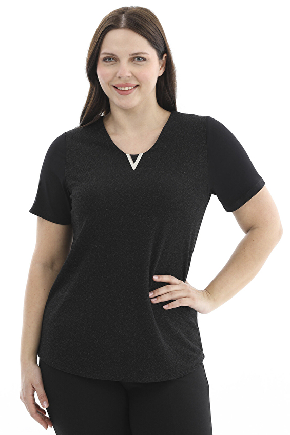 Shefame Regular Fit V Yaka Kısa Kol Kadın Bluz 2614KK110718 Siyah Shefame Regular Fit V Yaka Kısa Kol Kadın Bluz 2614KK110718 Siyah