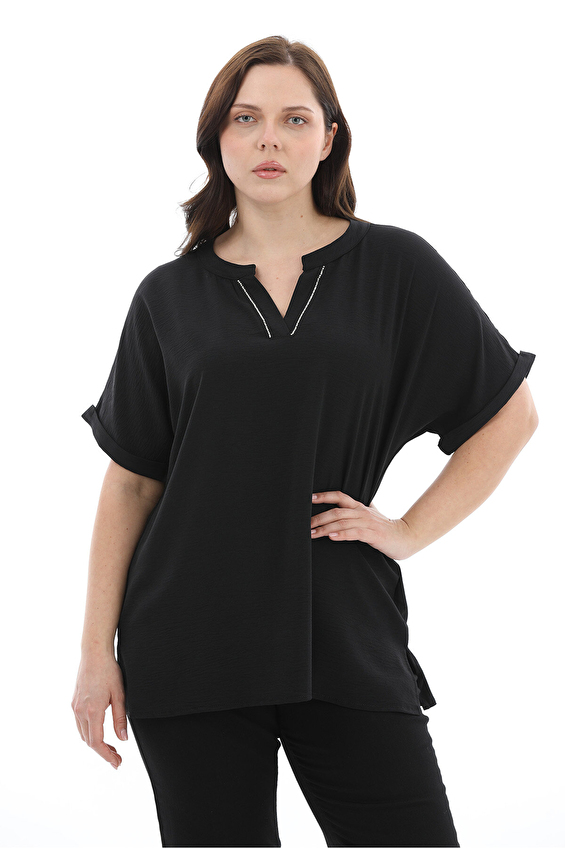 Shefame Regular Fit V Yaka Polyester-Viskon-Elastan Kısa Kollu Kadın Bluz 2614KK110481 Siyah Shefame Regular Fit V Yaka Polyester-Viskon-Elastan Kısa Kollu Kadın Bluz 2614KK110481 Siyah