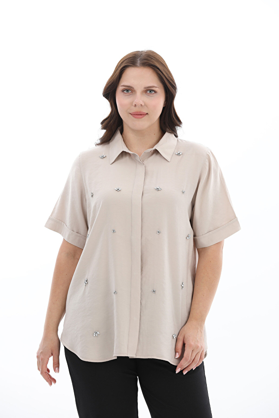 Shefame Regular Fit Düğmeli Gömlek Yaka Kısa Kollu Kadın Tunik 2614KK110705 Krem Shefame Regular Fit Düğmeli Gömlek Yaka Kısa Kollu Kadın Tunik 2614KK110705 Krem