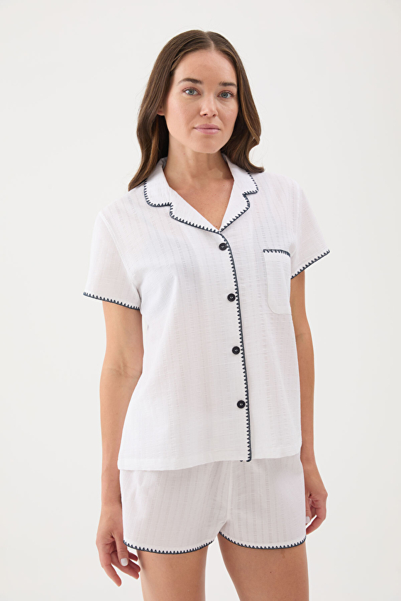Cottons & Clouds Loose Fit Kısa Kollu Kadın Çoban Dikiş Pijama Üstü CC9581 Beyaz Cottons & Clouds Loose Fit Kısa Kollu Kadın Çoban Dikiş Pijama Üstü CC9581 Beyaz
