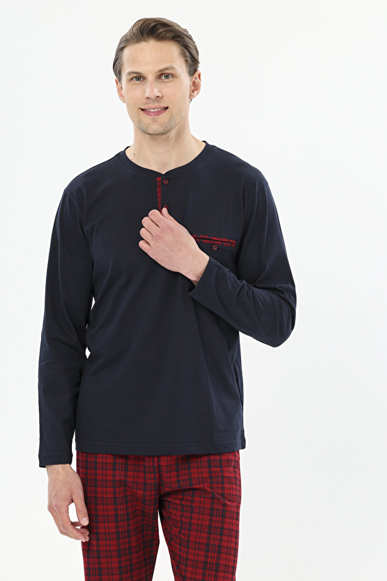 First Company Midi Yaka Regular Fit Uzun Kollu Pamuk Yarım Düğmeli Düz Paça Erkek Pijama Takımı 251EP05KL Lacivert/kırmızı First Company Midi Yaka Regular Fit Uzun Kollu Pamuk Yarım Düğmeli Düz Paça Erkek Pijama Takımı 251EP05KL Lacivert/kırmızı