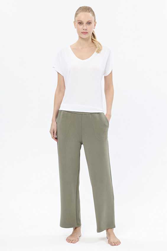 Shefame Lastikli Bel Düz Paça Rahat Fit Kadın Eşofman Altı 252K7006TR Haki Shefame Lastikli Bel Düz Paça Rahat Fit Kadın Eşofman Altı 252K7006TR Haki