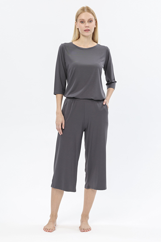 Shefame Lastikli Bel Düz Paça Rahat Fit Kadın Kapri 252K7012TR Antrasit Shefame Lastikli Bel Düz Paça Rahat Fit Kadın Kapri 252K7012TR Antrasit