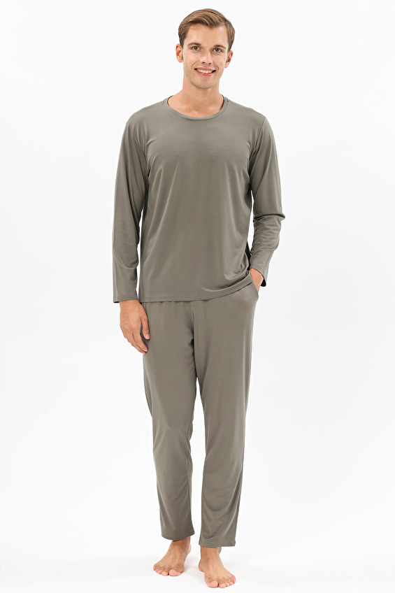 Finesuits Bisiklet Yaka Rahat Fit Erkek Uzun Kollu Pijama Üstü 252E6007TR Haki Finesuits Bisiklet Yaka Rahat Fit Erkek Uzun Kollu Pijama Üstü 252E6007TR Haki