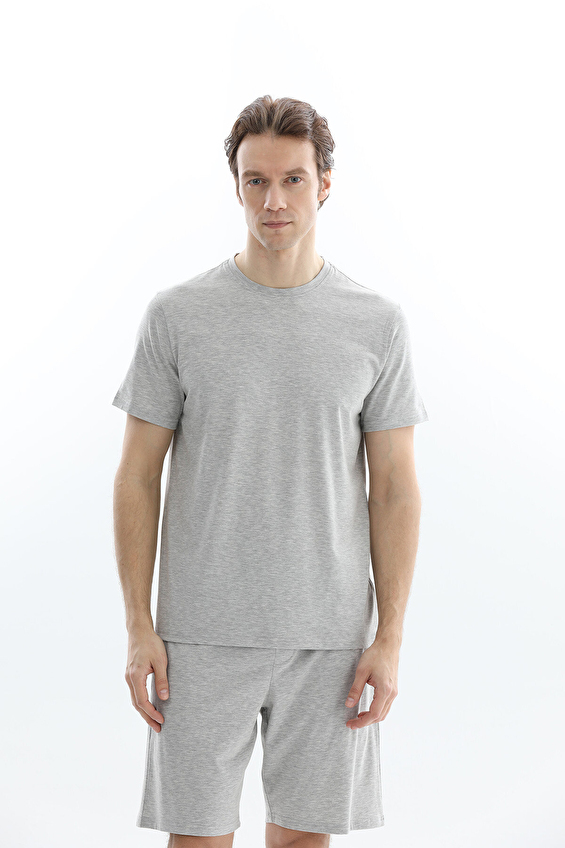 Finesuits Regular Fit Bisiklet Yaka Düz Paça Erkek Şort Takımı 261E6002SV Gri melanj Finesuits Regular Fit Bisiklet Yaka Düz Paça Erkek Şort Takımı 261E6002SV Gri melanj